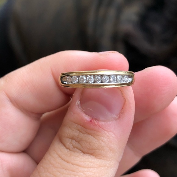 Wedding bands - Picture 3 of 5